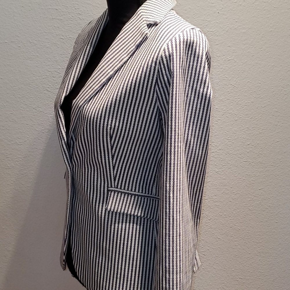 Rachel Zoe pinstripe jacket sz small - Picture 5 of 10